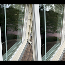 Thorough-Window-Cleaning-in-Redmond-WA 0